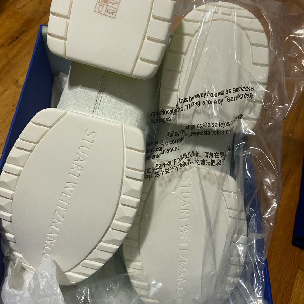 Authentic Stuart Weitzman Sneakers - image 4